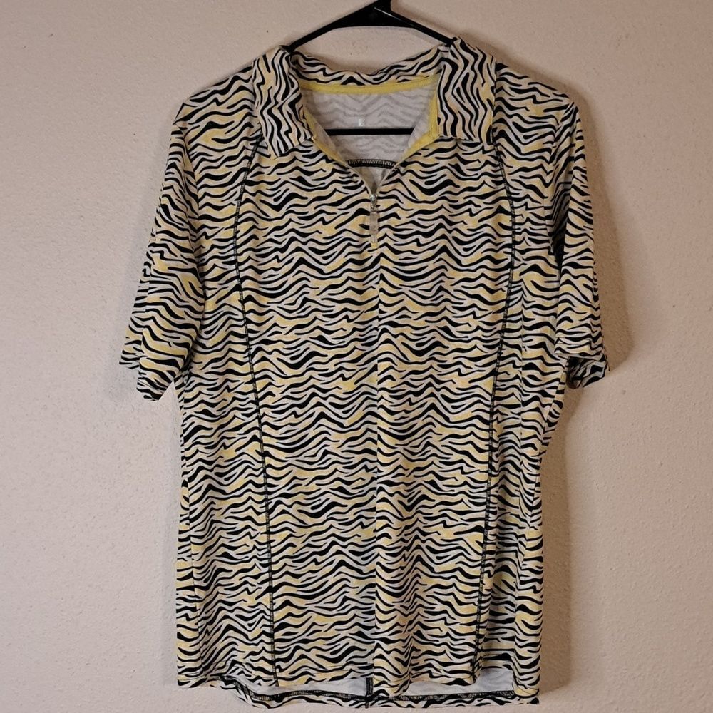 Bette & Court bike shirt size large